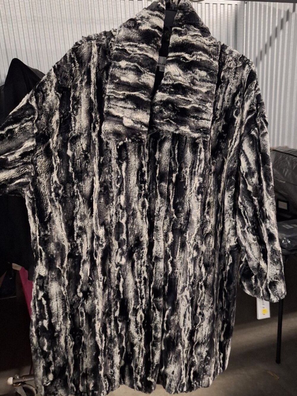 Caroline Rose Faux Fur Swing Coat – Plus Size 2X